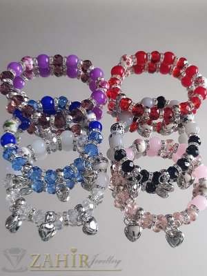 Цветни кристални гривни в 6 цвята с висулки сребристи сърца, ластични, стандартни- G1343
